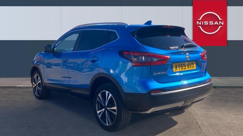 Nissan Qashqai 1.3 DiG-T 160 N-Connecta 5dr Petrol Hatchback